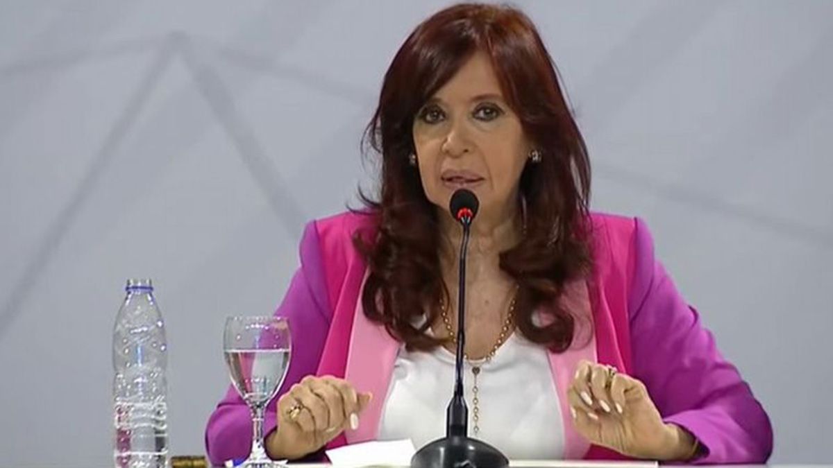 Cristina Kirchner critica a la Corte y advierte que los ciudadanos están en libertad condicional