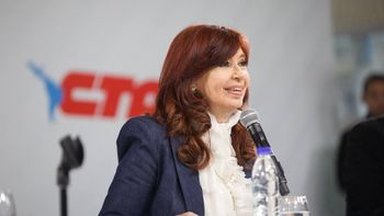 El desaire de Cristina Kirchner a los movimientos sociales anticipa la pelea del kirchnerismo por el salario universal