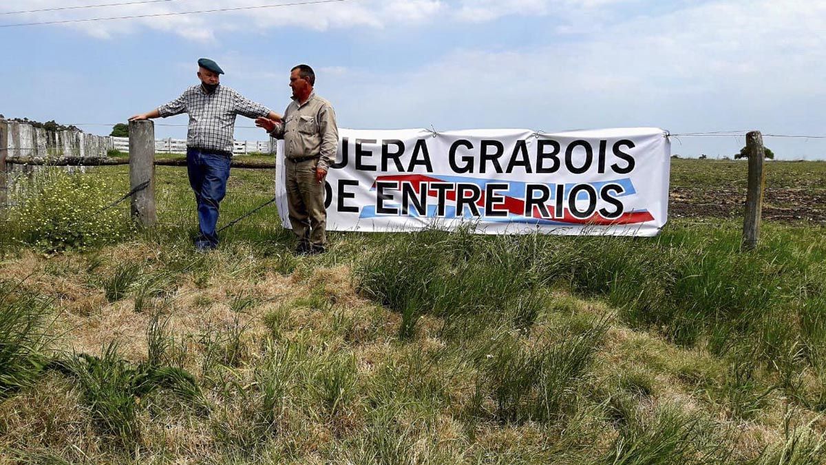 Los manifestantes apuntaron contra Juan Grabois.