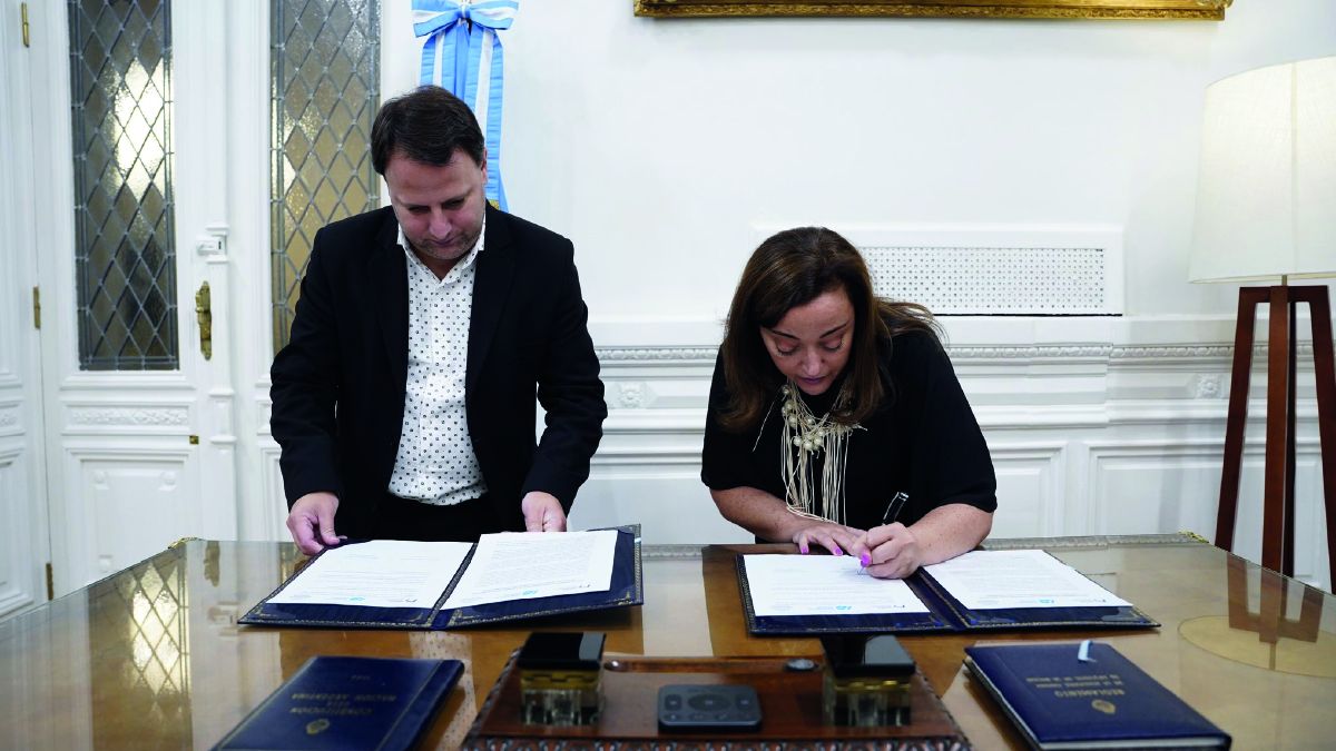 La Cámara de Diputados y el Incaa firmaron un acuerdo y proyectarán Argentina, 1985 en las escalinatas del Congreso