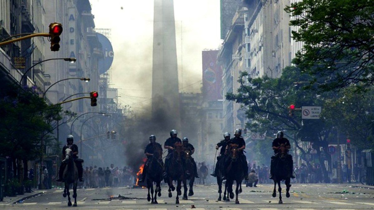 Fernández recibirá a familiares de víctimas de la represión de la crisis del 2001